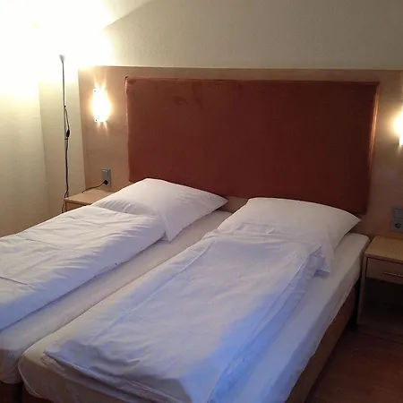 Alleenhof Francfort-sur-le-Main