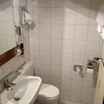Отель Alleenhof